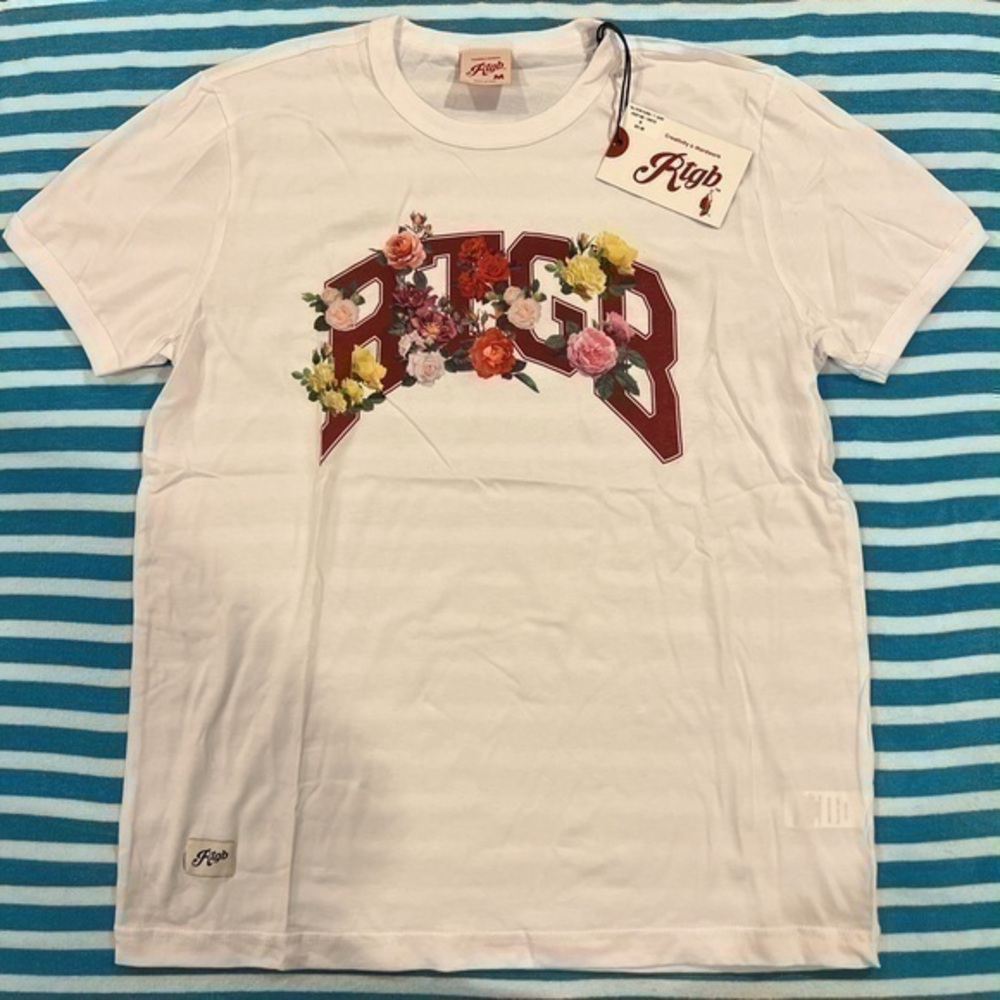 NWT RTGB Men’s All Star Floral Shirt Size Medium
